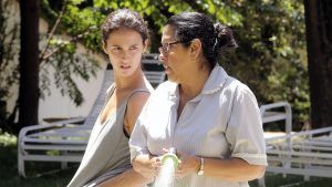 que horas ela volta 1 3