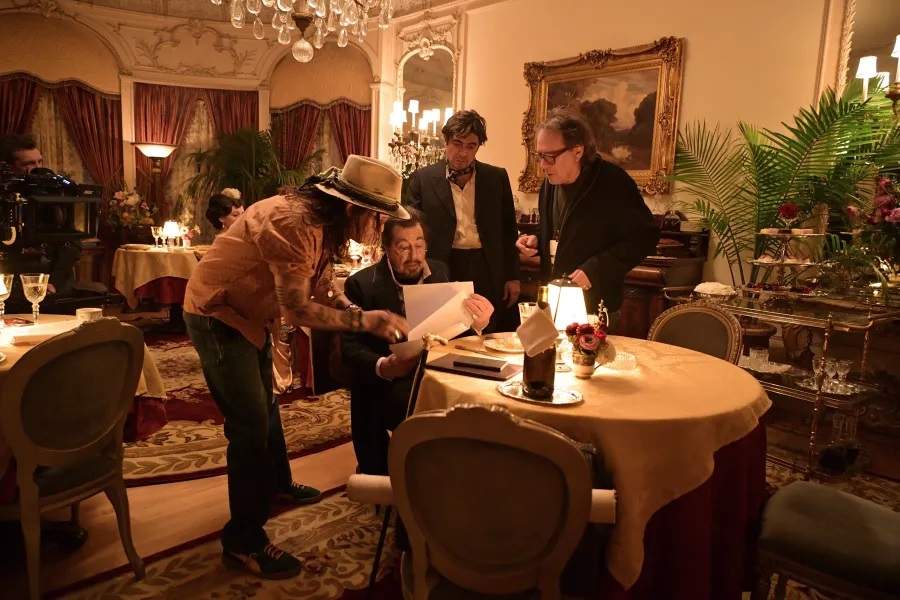 Johnny Depp durante as gravações de "Modi", biografia sobre sobre a vida do artista italiano Amedeo Modigliani