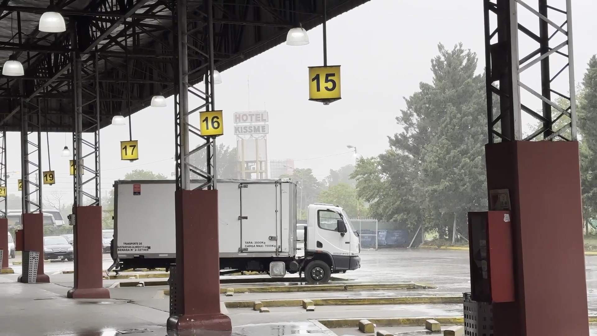 "Fire Supply", de Lucía Seles