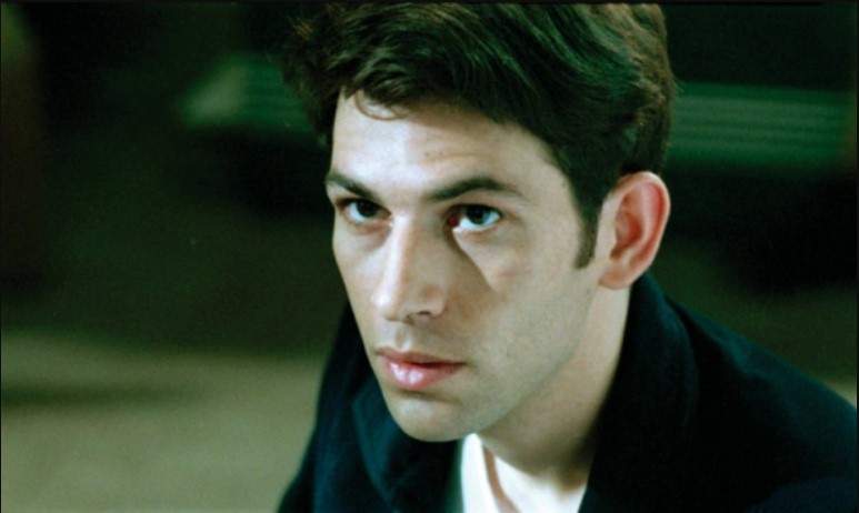 Pedro Hestnes em "Xavier" (1991-2002), realizado por Manuel Mozos.