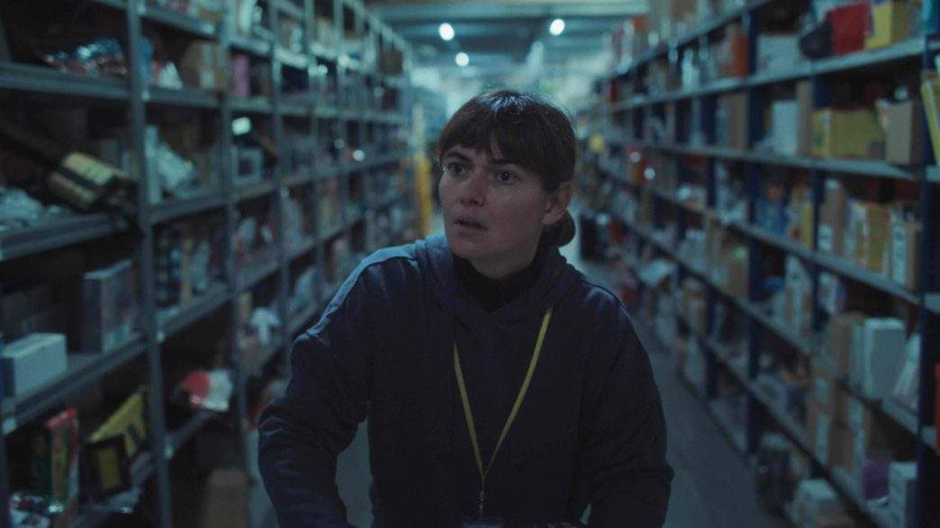 "On Falling" (2024), de Laura Carreira