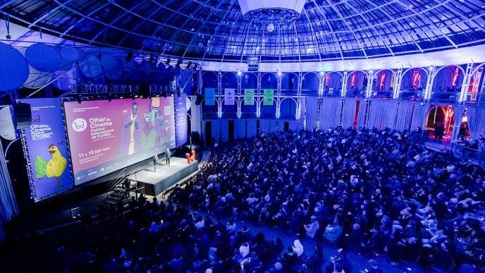 Olhar de Cinema - Festival Internacional de Curitiba Cred Lina Sumizono